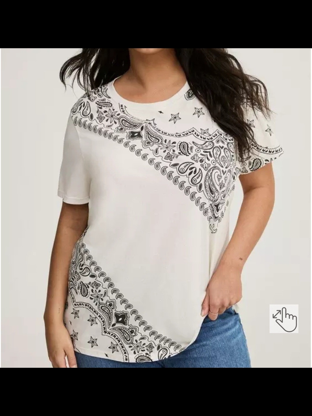 torrid Cream Short Sleeve Bandana Print Tee